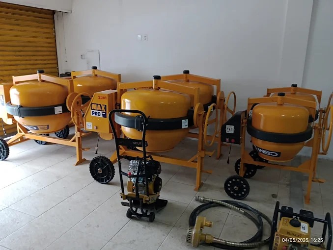 Ferramentas pesadas para construção